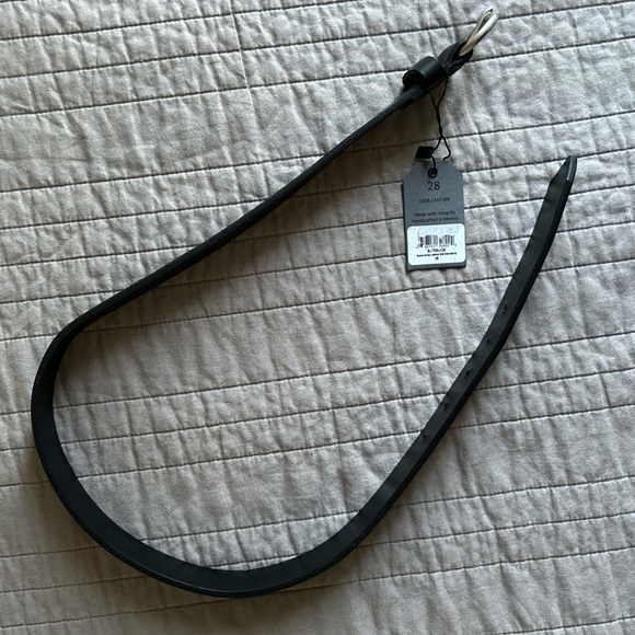 NWT Thursday Boot Company Leather Circle Belt Women’s Size 28 Black Nickel - Picture 6 of 6